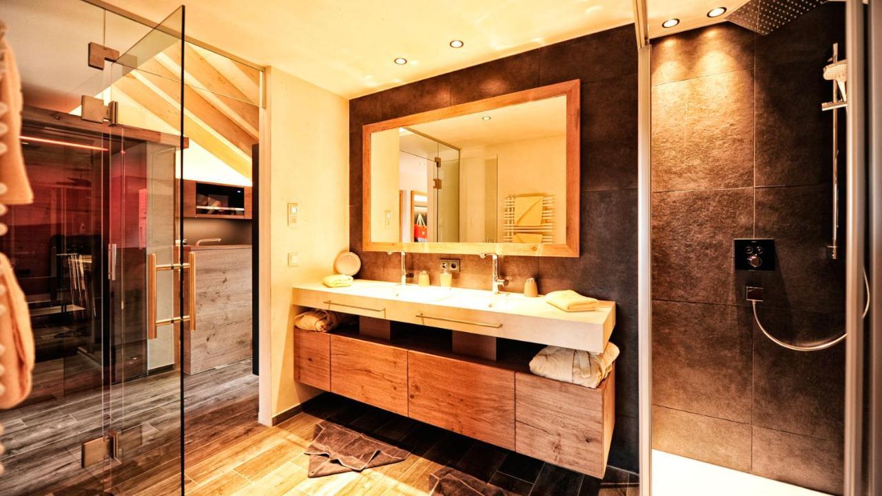 Hotel Garni Stefanie Ischgl Exteriör bild
