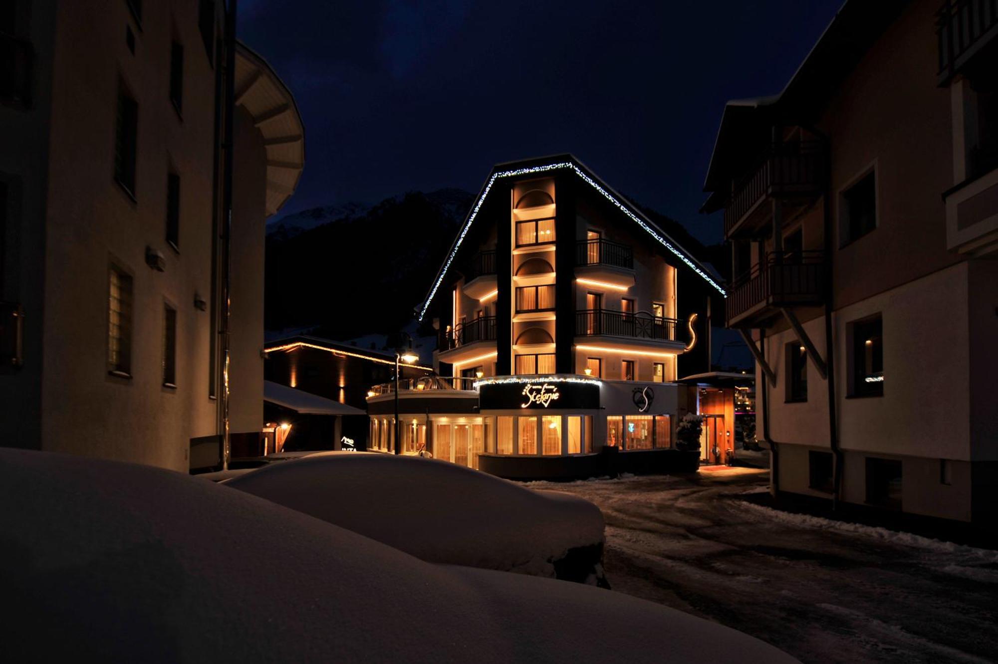 Hotel Garni Stefanie Ischgl Exteriör bild