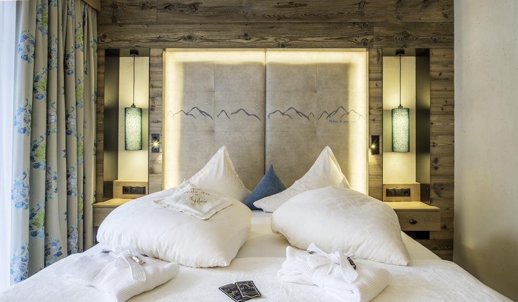 Hotel Garni Stefanie Ischgl Exteriör bild