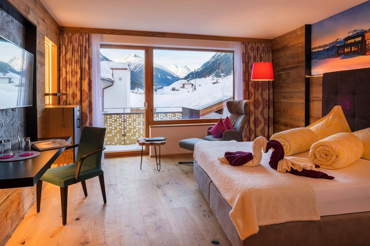 Hotel Garni Stefanie Ischgl Exteriör bild